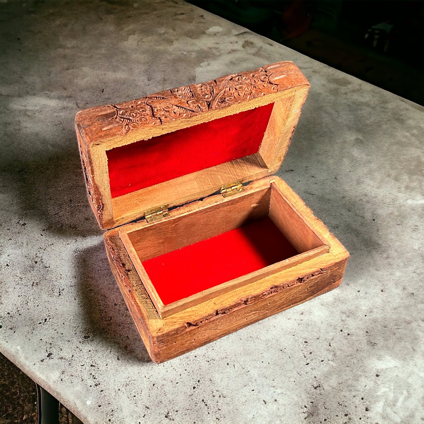4"x6" Carved wooden Box OM
