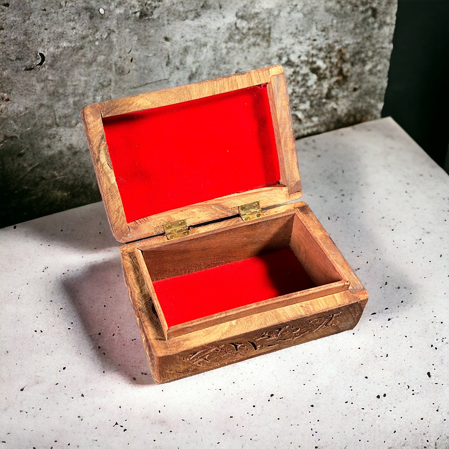 4"x6" Carved Wooden Box Flower